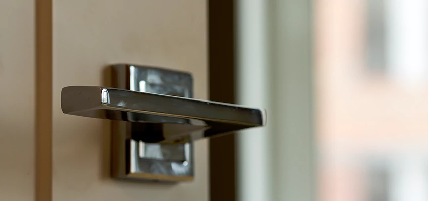 Door Lever Knob Repair in Bermuda Dunes, California